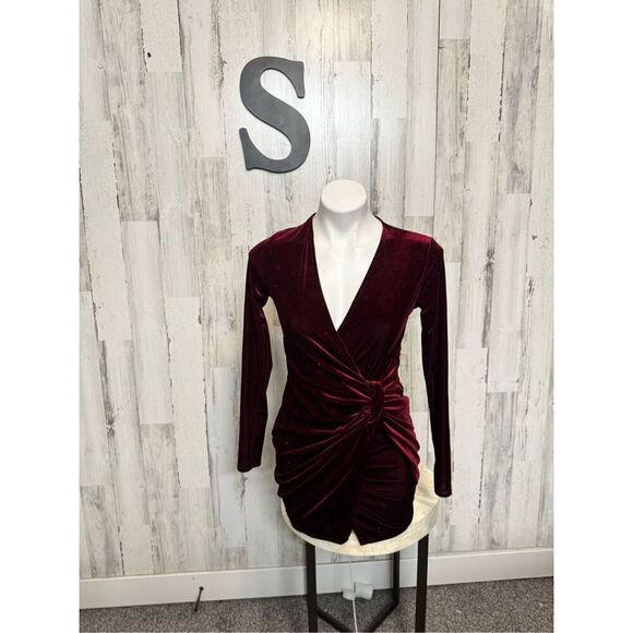 Velvet burgundy mini dress - Picture 1 of 7